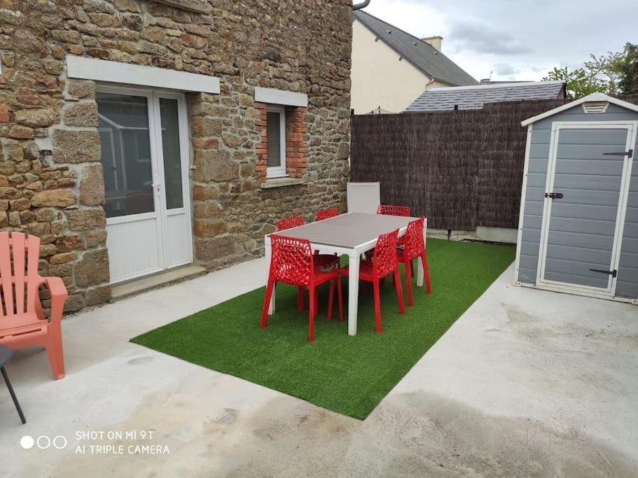 Ferienwohnung Gite Au Coeur De La Baie Du Mont-Saint-Michel Baguer-Pican Exterior foto